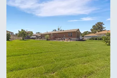 1489 E Verde Cir S, Sandy, UT 84093 - Photo 28