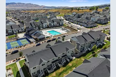 3904 W Canyon Falls Dr, Lehi, UT 84048 - Photo 38