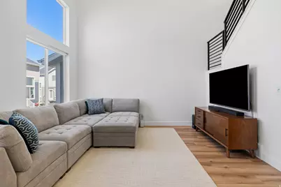 3904 W Canyon Falls Dr, Lehi, UT 84048 - Photo 8