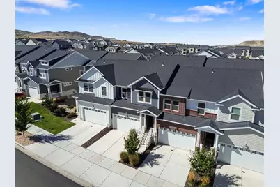 3904 W Canyon Falls Dr, Lehi, UT 84048 - Photo 32