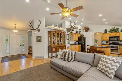 4382 S 5445 W, West Valley, UT 84120 - Photo 10