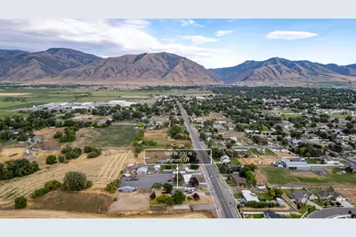 584 W 300 N, Hyrum, UT 84319 - Photo 42