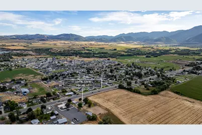 584 W 300 N, Hyrum, UT 84319 - Photo 46