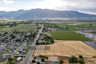 584 W 300 N, Hyrum, UT 84319 - Photo 2