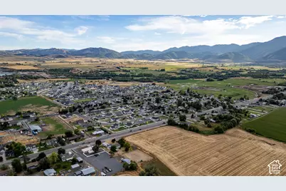 584 W 300 N, Hyrum, UT 84319 - Photo 46
