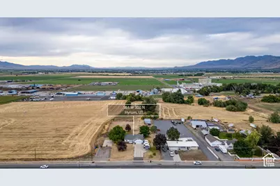 584 W 300 N, Hyrum, UT 84319 - Photo 40