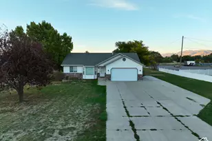 584 W 300 N, Hyrum, UT 84319 - Photo 8
