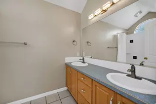 584 W 300 N, Hyrum, UT 84319 - Photo 18
