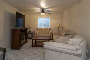 584 W 300 N, Hyrum, UT 84319 - Photo 28