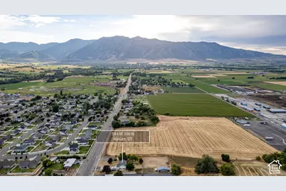 584 W 300 N, Hyrum, UT 84319 - Photo 2