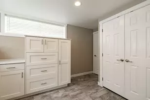 2562 E 3210 S, Salt Lake City, UT 84109 - Photo 34