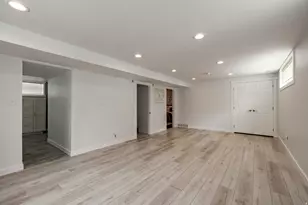2562 E 3210 S, Salt Lake City, UT 84109 - Photo 32
