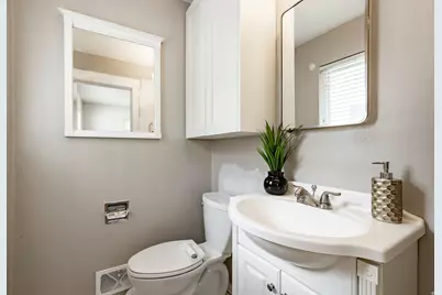 2562 E 3210 S, Salt Lake City, UT 84109 - Photo 20