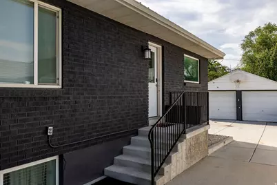 2562 E 3210 S, Salt Lake City, UT 84109 - Photo 42