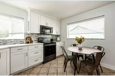 2562 E 3210 S, Salt Lake City, UT 84109 - Photo 14