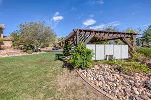 1000 E Bluffview Dr, Washington, UT 84780 - Photo 44