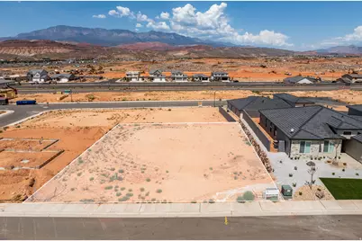 3932 W 1570 S, Hurricane, UT 84737 - Photo 16