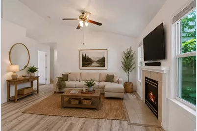 4064 W 5250 S, Roy, UT 84067 - Photo 4