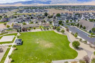4098 N Fairfield Dr, Eagle Mountain, UT 84005 - Photo 42