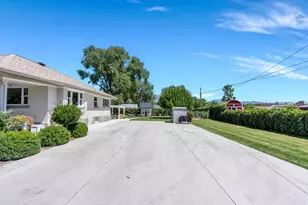 270 N 200 W, Lehi, UT 84043 - Photo 58