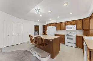 1198 W 4550 S, Riverdale, UT 84405 - Photo 14