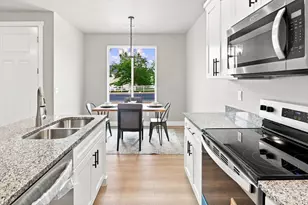 835 S 270 E, Smithfield, UT 84335 - Photo 8