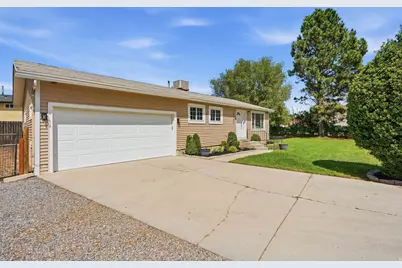 4582 W Hummel Cir, Salt Lake City, UT 84118 - Photo 32
