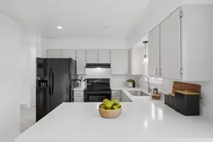 4582 W Hummel Cir, Salt Lake City, UT 84118 - Photo 10