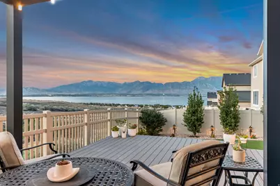 312 W Rocky Creek Way, Saratoga Springs, UT 84045 - Photo 2