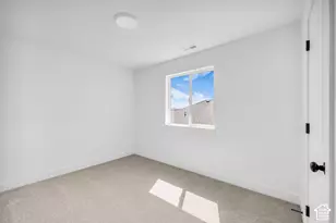 521 W 1850 N, Harrisville, UT 84404 - Photo 10