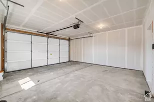 521 W 1850 N, Harrisville, UT 84404 - Photo 14