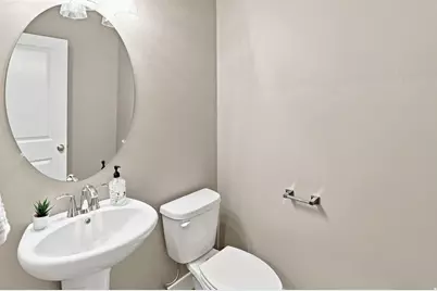 843 S 270 E #10, Smithfield, UT 84335 - Photo 12