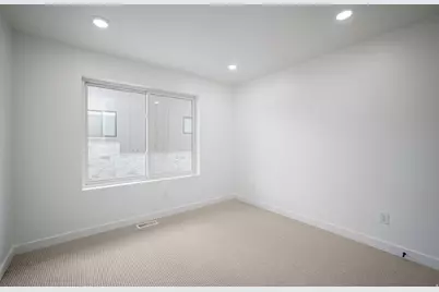2002 W Pointe Dr #E3, Heber City, UT 84032 - Photo 18