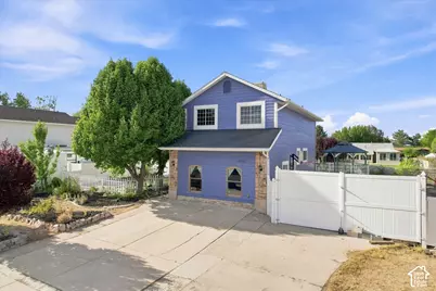 3090 W Meadow Green Way, West Jordan, UT 84088 - Photo 2