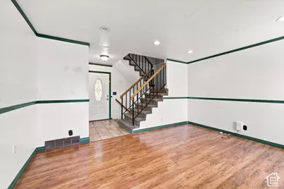 3090 W Meadow Green Way, West Jordan, UT 84088 - Photo 8