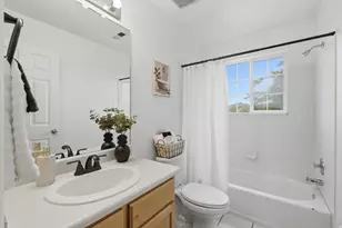 4066 E Parkers Pl, Eagle Mountain, UT 84005 - Photo 14