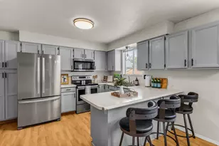 8029 S Old Dairy Rd E, Sandy, UT 84094 - Photo 8