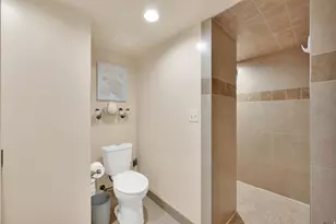 812 E Johnsonway Dr, Sandy, UT 84094 - Photo 18