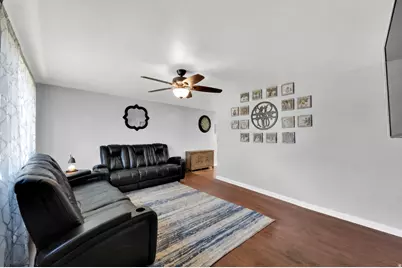 812 E Johnsonway Dr, Sandy, UT 84094 - Photo 8