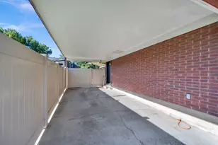 812 E Johnsonway Dr, Sandy, UT 84094 - Photo 26