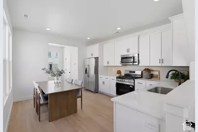 10997 S Freestone Rd #110, South Jordan, UT 84009 - Photo 8