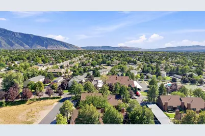 1243 E Cottonwood Hills Dr, Sandy, UT 84094 - Photo 44