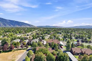 1243 E Cottonwood Hills Dr, Sandy, UT 84094 - Photo 44