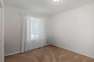2047 E Village Point Way, Sandy, UT 84093 - Photo 18