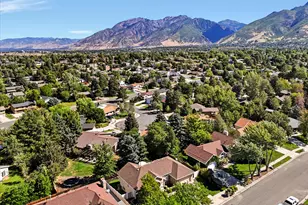 2047 E Village Point Way, Sandy, UT 84093 - Photo 34
