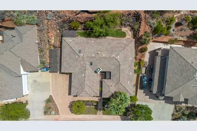 136 N Shadow Point Dr, Saint George, UT 84770 - Photo 36