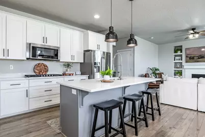5312 W Croyden Ln, Herriman, UT 84096 - Photo 2
