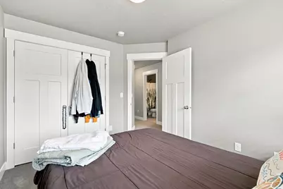 9272 S Ashbourne Dr, Sandy, UT 84094 - Photo 20