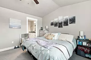 9272 S Ashbourne Dr, Sandy, UT 84094 - Photo 16