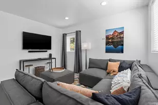 6824 S 700 E, Midvale, UT 84047 - Photo 8